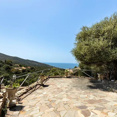 Con Vista Mozzafiato Sul Mare *